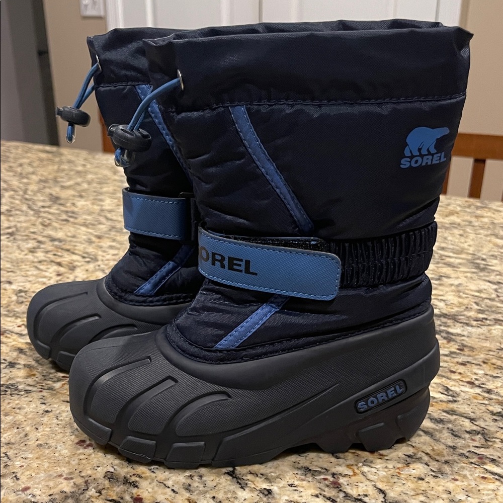 Sorel Kids' Navy and Black Snow Boots NWOT